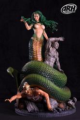 Medusa Victorious 1:4 scale polystone statue