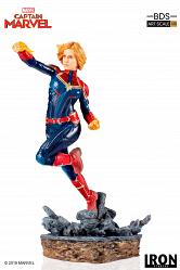 Marvel: Captain Marvel 1:10 Scale Statue