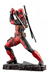 DC Comics: Deadpool Maximum Fine Art Statue