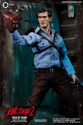 Evil Dead 2: Ash Williams 1:6 Scale Figure