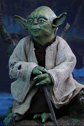 Star Wars Episode V Movie Masterpiece Actionfigur 1/6 Yoda 13 cm