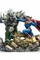 DC Comics Battle Diorama 1/6 Superman vs Doomsday by Ivan Reis 4