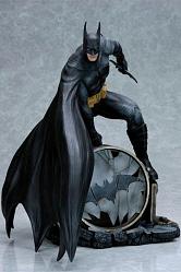 DC Comics Fantasy Figure Gallery Statue 1/6 Batman (Luis Royo) 3