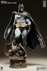 Batman Premium Format Statue Sideshow