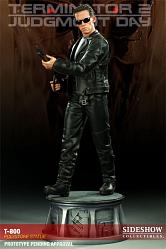Terminator 2: T-800 Statue
