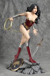 DC Comics Fantasy Figure Gallery Statue 1/6 Wonder Woman (Luis R