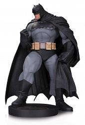 DC Comics Designer Statue Batman by Andy Kubert 30 cm