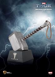 Marvel: Thor 2 - Mighty Hammer Mjolnir Life Sized Replica with B