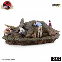 Jurassic Park: Triceratops 1:10 Scale Diorama