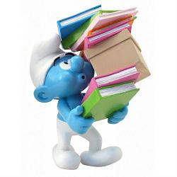 Figur Schlumpf mit Bücherstapel, 12 cm