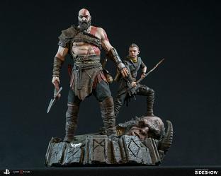 God of War: Kratos and Atreus Statue