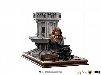 Harry Potter: Hermoine Granger Polyjuice Deluxe Version 1:10 Sca