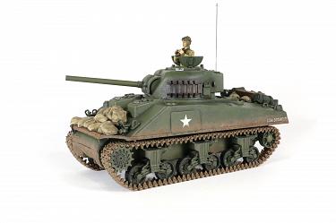 US Sherman M4A3 Tank 1:24 scale