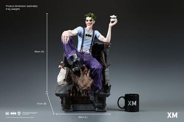 XM Studios The Joker (Batman: White Knight) 1/4 Premium Collecti