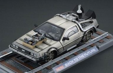 Back to the Future 3 DeLorean Railroad 1:18 Replica