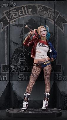 Suicide Squad Statue Harley Quinn 30 cm