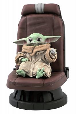 SW THE MANDALORIAN CHILD IN CHAIR 1/2 ST