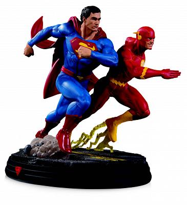 DC Comics Gallery: Superman vs Flash Racing 2nd Edition Statue