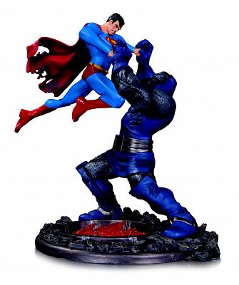 DC Comics: Superman vs Darkseid Battle - Third Edition Statue