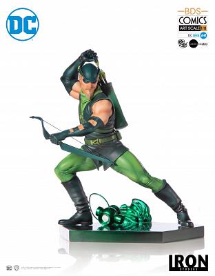 DC Comics: Green Arrow 1:10 Scale Statue by Ivan Reis