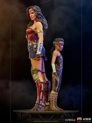 DC Comics: WW84 - Deluxe Wonder Woman and Young Diana 1:10 Scale