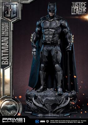 DC Comics: Justice League - Batman Tactical Batsuit Statue