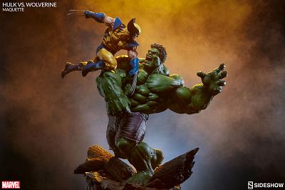 Marvel: Hulk vs Wolverine Maquette