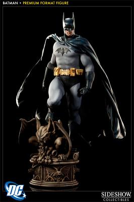 Batman Premium Format Figure 1:4