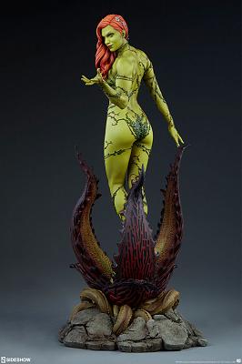 DC Comics: Poison Ivy Premium Statue