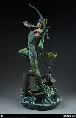 DC Comics: Green Arrow Premium Statue