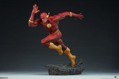 DC Comics: The Flash Premium Format Statue