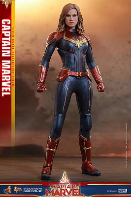 Marvel: Captain Marvel 1:6 Scale Figure