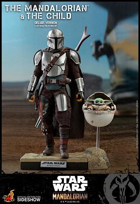 Star Wars: Deluxe The Mandalorian and The Child 1:6 Scale Figure