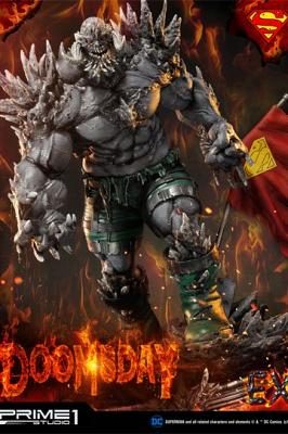 DC Comics Statue  Doomsday Exclusive 97 cm