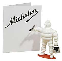 Michelin-Männchen mit Farbeimer