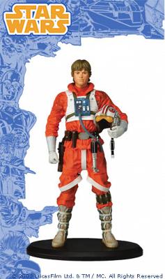 Luke Skywalker X-Wing Gear - Attakus Cold Cast Porcelain Resin S