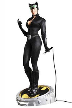 DC Comics Museum Quality Statue 1/4 Catwoman 48 cm