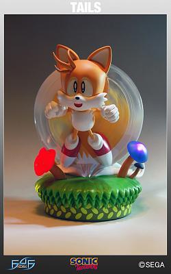 Sonic the Hedgehog: Tails Statue