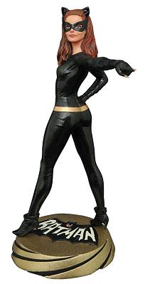 Batman 1966 Premier Collection Statue Catwoman 30 cm