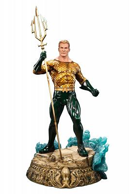 DC Comics Premium Format Figur Aquaman 61 cm